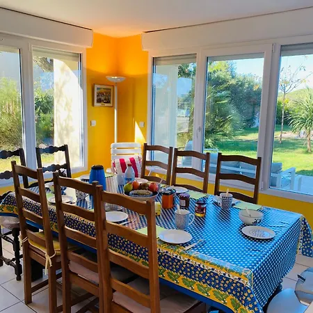 Agence Jf Immo- Avec Piscine Privee Pour 8 A 10 Personnes V0861 Villa *