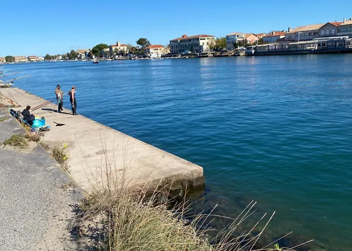 Villa Agence Jf Immo- Avec Piscine Privee Pour 8 A 10 Personnes V0861