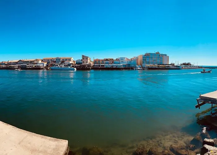 Agence Jf Immo- Avec Piscine Privee Pour 8 A 10 Personnes V0861