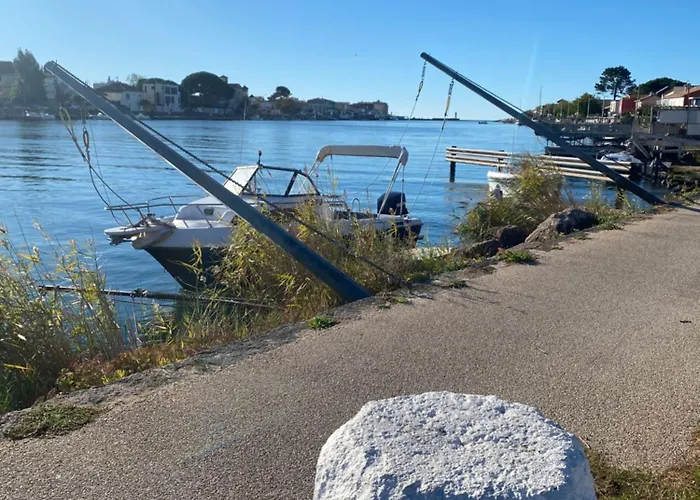 Villa Agence Jf Immo- Avec Piscine Privee Pour 8 A 10 Personnes V0861