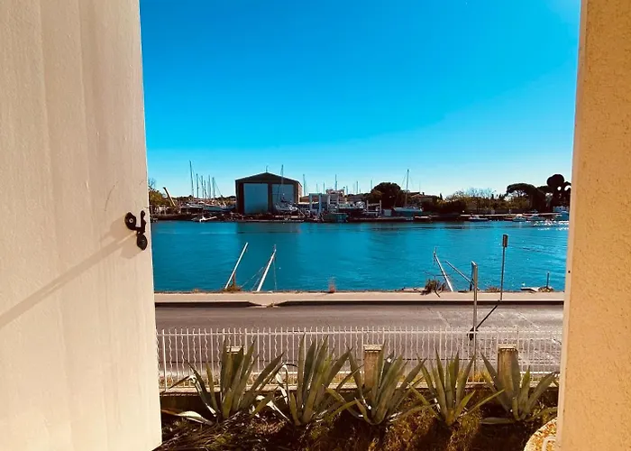 Agence Jf Immo- Avec Piscine Privee Pour 8 A 10 Personnes V0861 * Agde