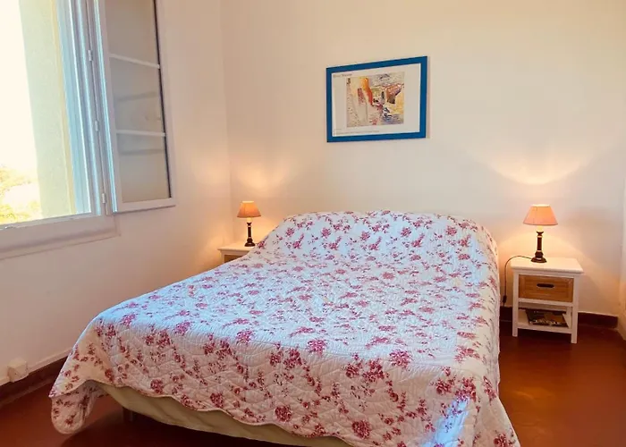 Agence Jf Immo- Avec Piscine Privee Pour 8 A 10 Personnes V0861 Villa *