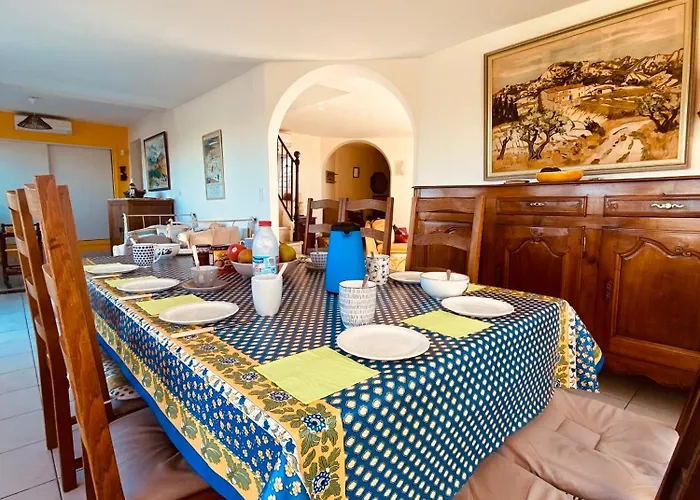 Agence Jf Immo- Avec Piscine Privee Pour 8 A 10 Personnes V0861 * Agde