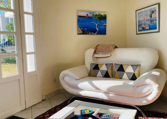 V0861 Avec Piscine Privee Pour 8 A 10 Personnes 别墅